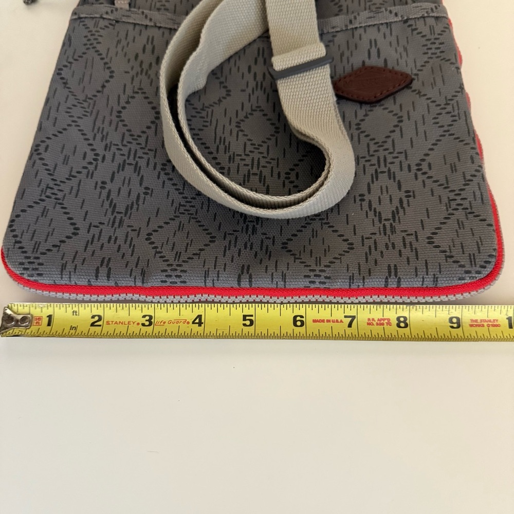 Merrell Crossbody Gray Zip-Around 100% Cotton Canvas with Red Accents Bag Purse - Picture 13 of 14